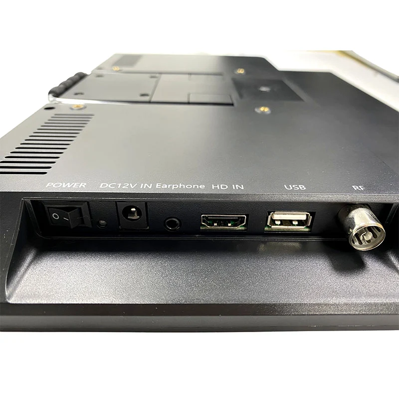 Téléviseur portable de 17.3 pouces avec une résolution de 1600 x 900, un signal de télévision numérique sans fil ISDB et des options de connectivité améliorées