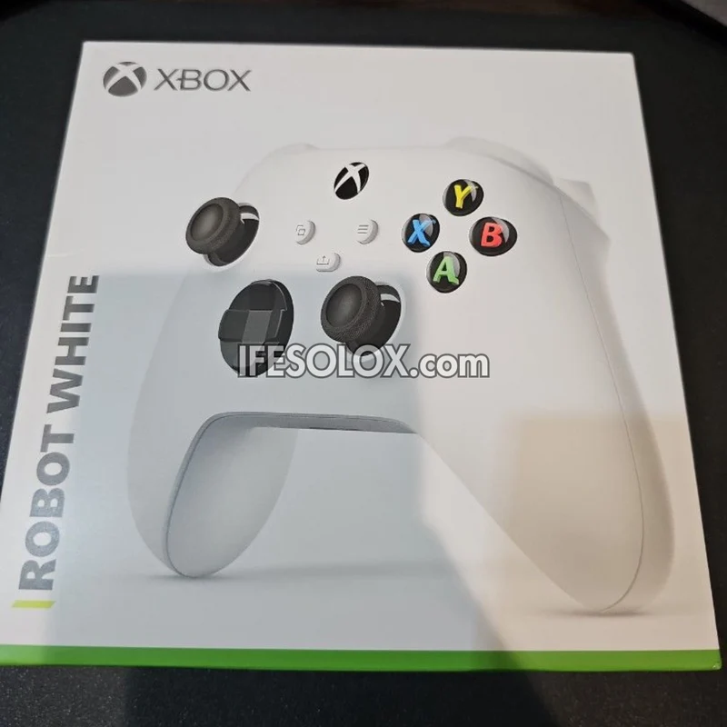 Microsoft XBOX Series S|X Wireless Controller (ROBOT WHITE) - Brand New