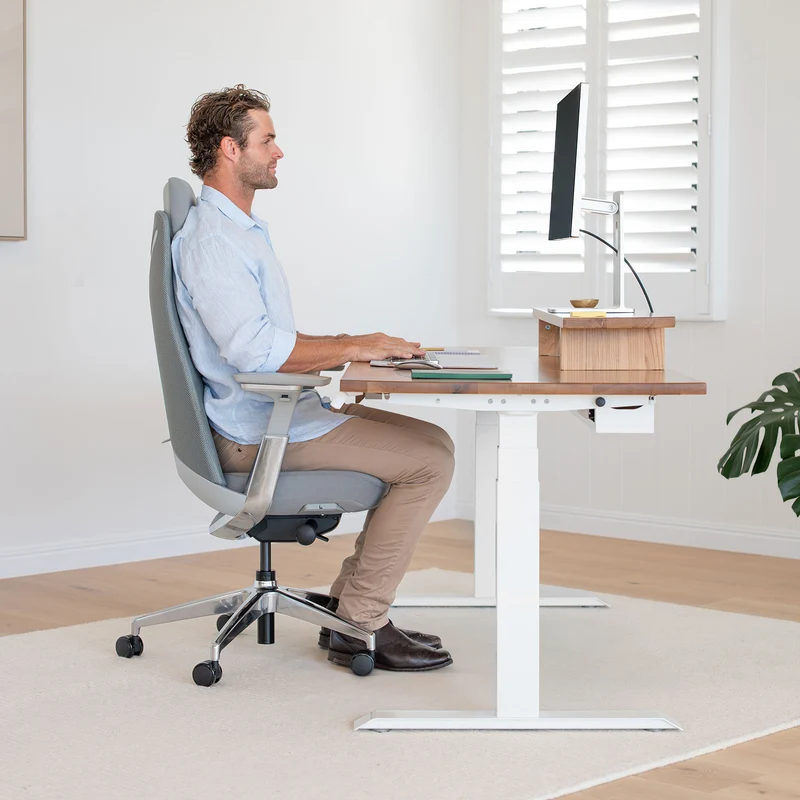 Desky Pinnacle Executive Office Chair