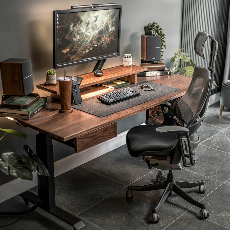 Almost Perfect Desky Pro+ Ergonomic Chair