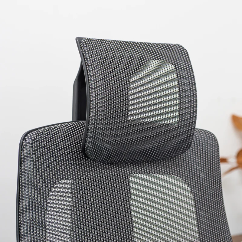 Almost Perfect Desky Pro+ Ergonomic Chair