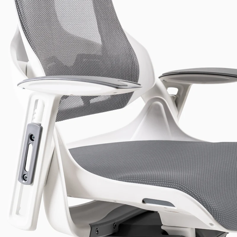 Almost Perfect Desky Pro+ Ergonomic Chair