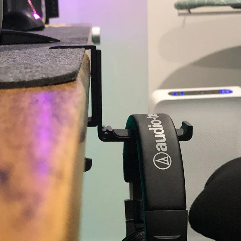 Desky Foldable Headphone Hook
