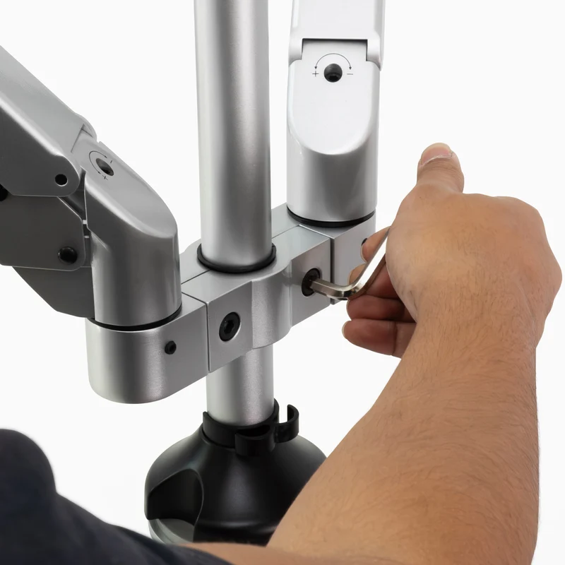 Desky Quad Monitor Arm