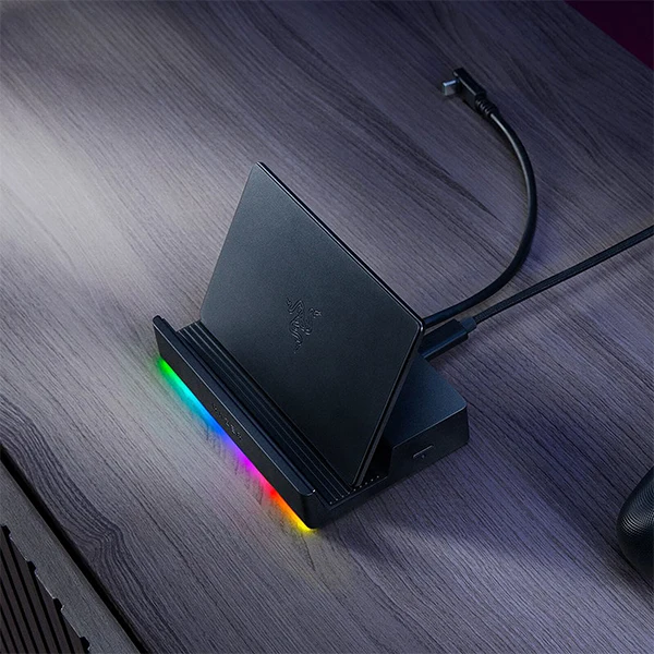 Razer Handheld Dock Chroma