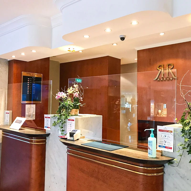Protection Plexi - Hygiaphone avec ouverture - Sur-mesure