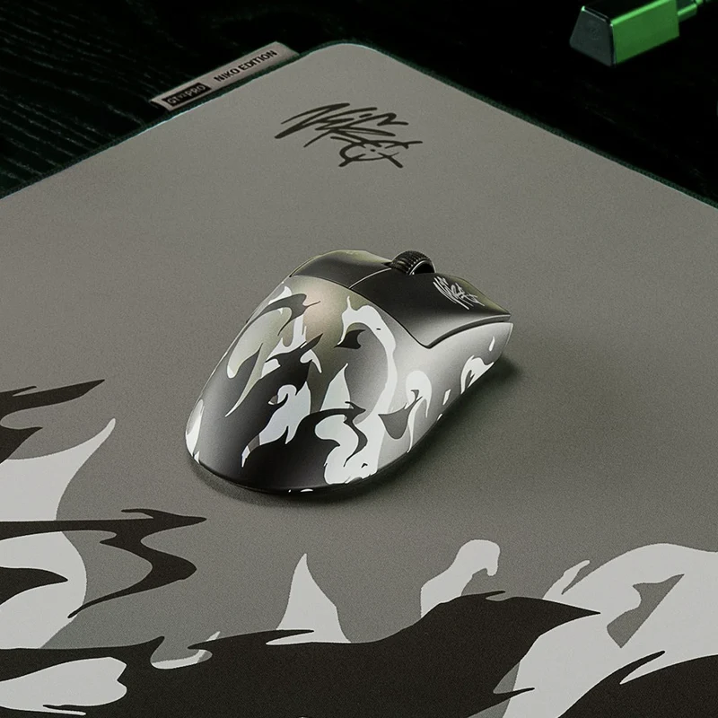 Razer DeathAdder V4 Pro Wireless NiKo Edition